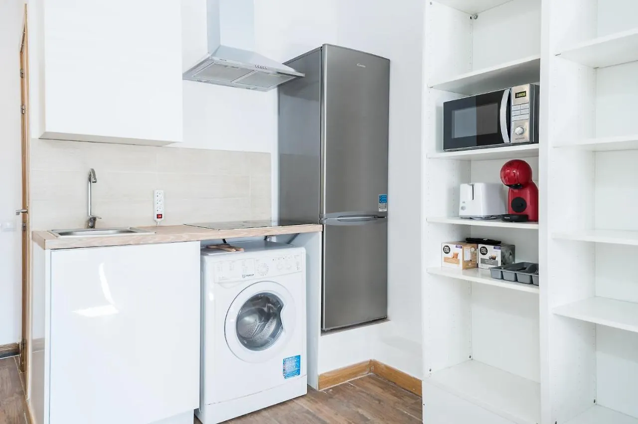 Apartamento HOMEnFUN Studio Camp Nou II L'Hospitalet de Llobregat